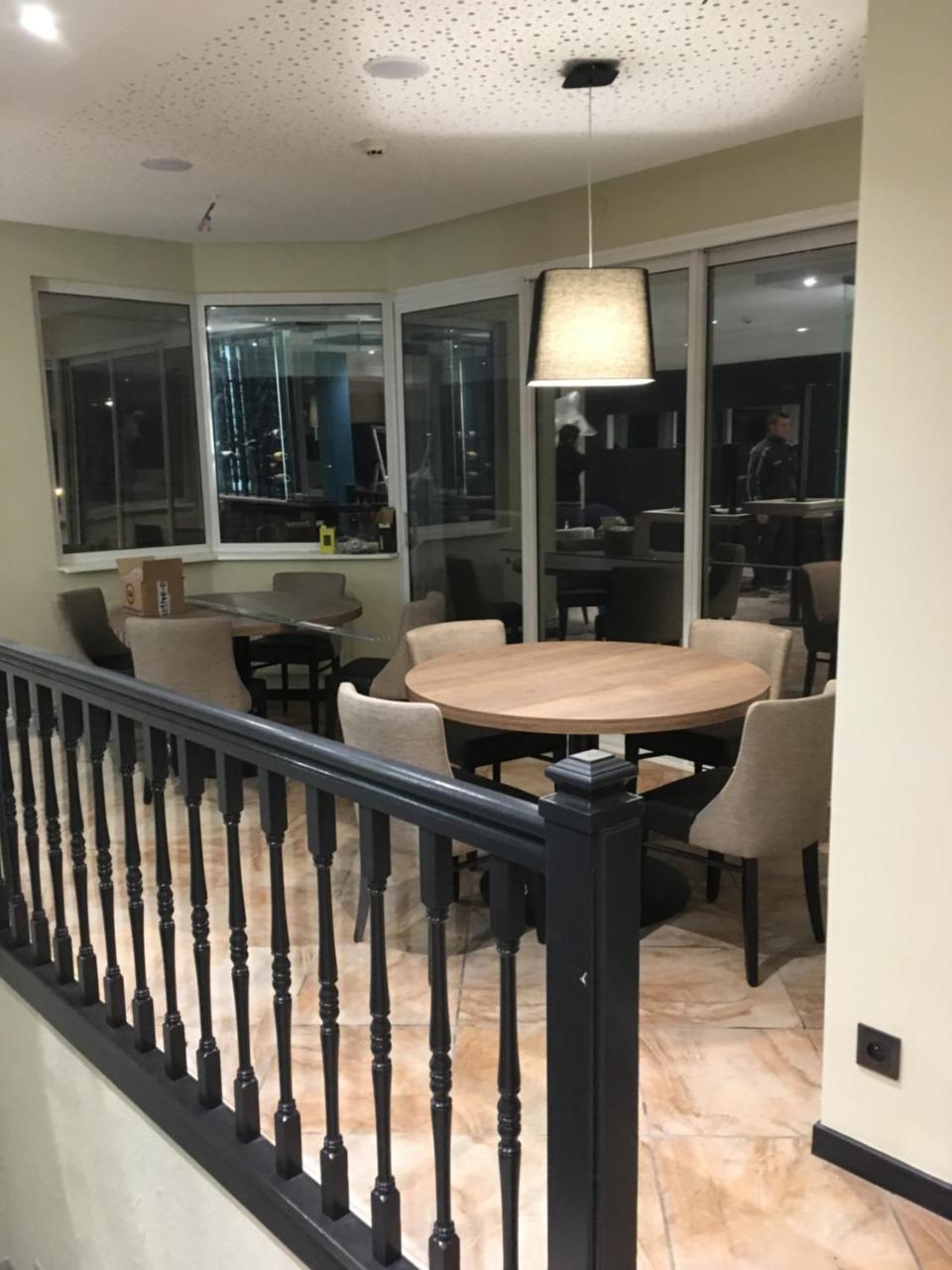 תאן Hotel Restaurant Au Floridor מראה חיצוני תמונה
